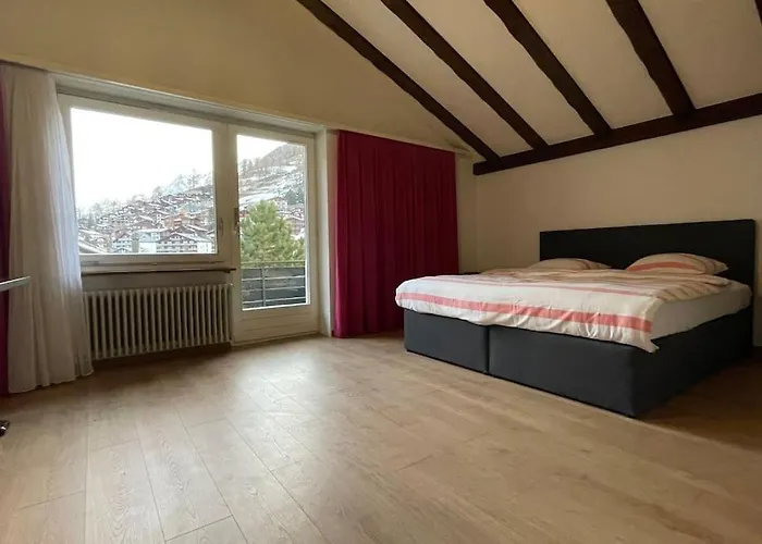 Rooftop - The Real Matterhorn View *